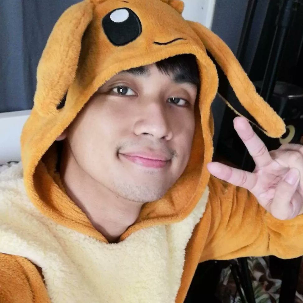 Gangstacks's tweet photo. Hey brethrens, I just wanna say thank you to everyone who supported me from the start until now. It's really awesome to meet talented, sweet, &amp; fun content creators here. Connecting with you using  these voice of mine is my favorite part of this journey afterall! Till next time! https://t.co/KeEFJDmkNr