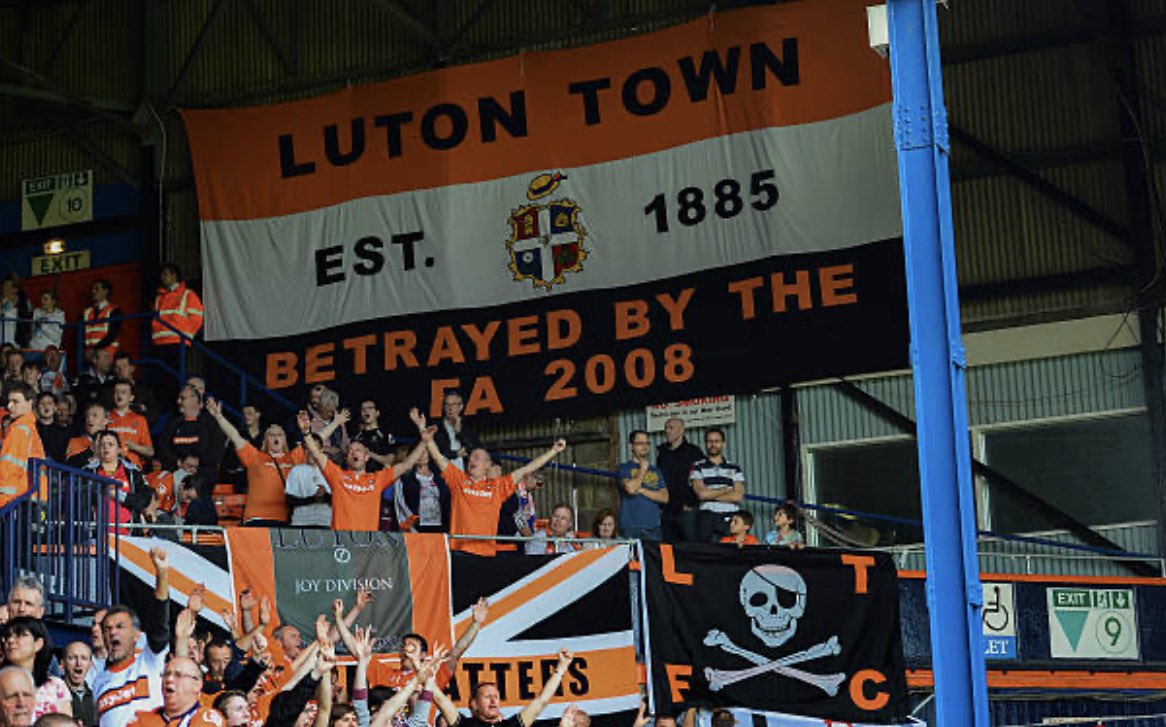 wearelutontown's tweet photo. #OTD 9 Years Ago - Luton Town were promoted back to the Football League

An @Amariibell goal and a 2-0 win for Kidderminster against Cambridge crowned Luton Town Champions without even kicking a ball.

📸 Next game against #FGR 

#LutonAreBack | #SkrillPremier https://t.co/FjQWLc1pKk