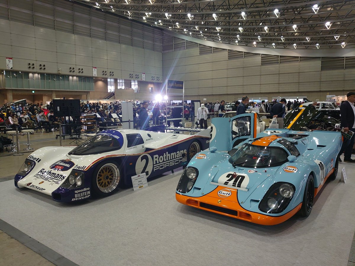 maku_dat's tweet photo. 招待制の、意識高い感じのカーショーに来ました。知らないクルマがたくさんあって、JAZZの生演奏をしてます。すげぇな。 https://t.co/Kz8OivqK9e