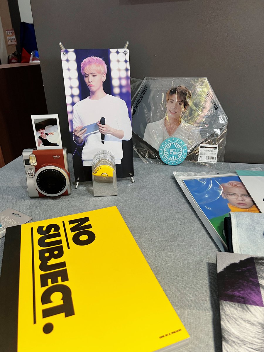 shawolacademyph's tweet photo. @SeasonsOfJjong  

#SoJArtExhibition 
#Jonghyun #SHINee @SHINee https://t.co/GBzzJWHmfH