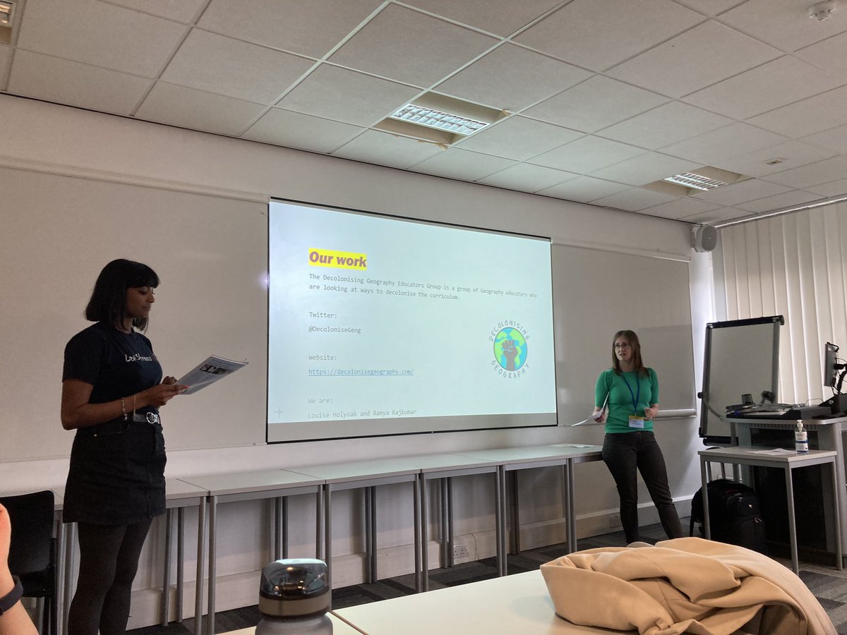 hermionemiao's tweet photo. Saturday starts with @DecoloniseGeog at #GAConf23 
Reading the case study on #Haiti 🇭🇹 

It reminds me of my wonderful friend who wrote her PhD thesis (defended in 2022) about environmental designs to rebuild Port-au-Prince after the 2010 earthquake. #collaboration #geographies https://t.co/ZybyEhUjTs