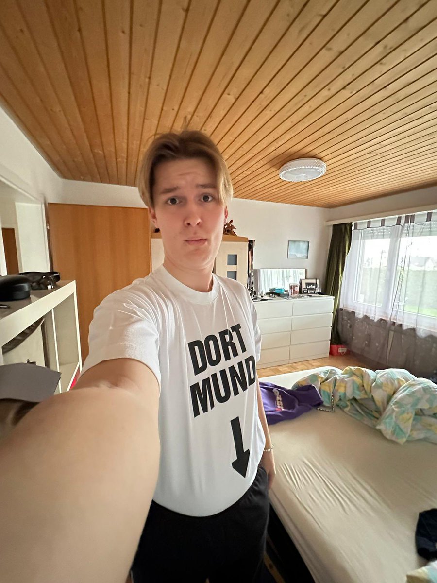 Ich wache auf und seh das auf Whatsapp