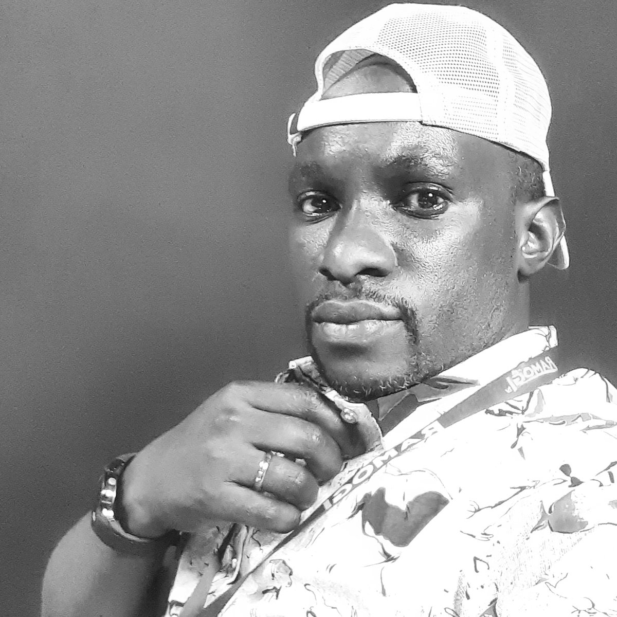 DeejayKollo's tweet photo. This afternoon from 2pm on @RogaRogaCTV holding it down for my brother @DJVIC_R we give you the very best of rhumba music alongside the legendary @fredomachoka
Put on your best dancing shoes kwa sababu itakuwa 🔥🔥🔥🔥Live on @citizentvkenya #Rogaroga https://t.co/G6rMAE4gYo