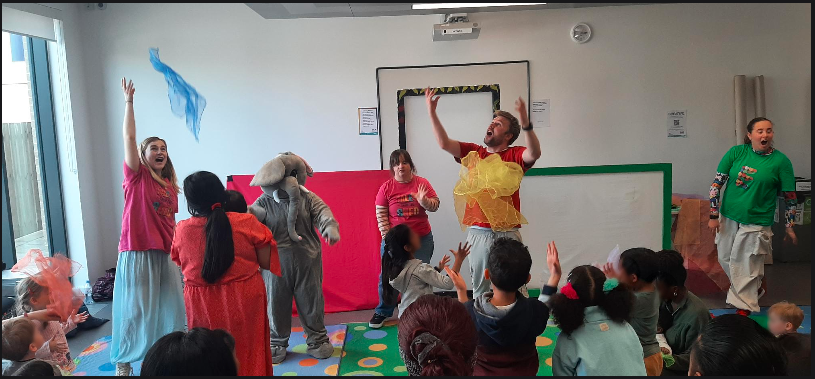 BarnetLibraries's tweet photo. Thanks to @CHICKENSHED_UK for a wonderful 'Tales from the Shed' session at Colindale library on Thursday! The children (and adults) really enjoyed themselves! ๐
#CreativeCommunitiesColindale #DiscoverYourLibrary https://t.co/mtwzp7BWgv