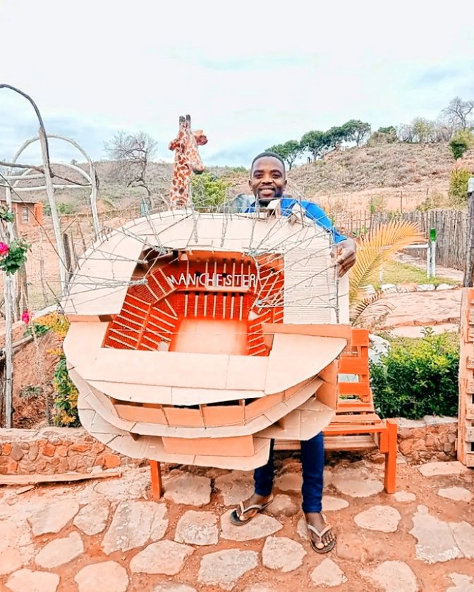 Artist TREVOR🇿🇦 tweet media