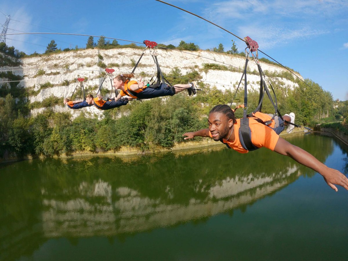 VisitSEEngland's tweet photo. @HanglooseAdv is the ultimate adventure destination located in the heart of #Kent, UK. 
With a range of thrilling activities such as the world-famous Skywire, the breathtaking Big Drop, and the adrenaline-pumping Gravity Leap
🌐https://t.co/CCyfiOSQf2 https://t.co/r4PGBupaVB