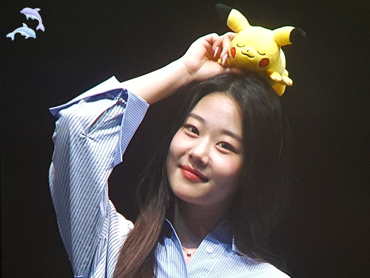 ChaeLo__'s tweet image. 230415 프리뷰

@cherrybullet 
#체리블렛 #CherryBullet #박채린 #채린 #CHAERIN