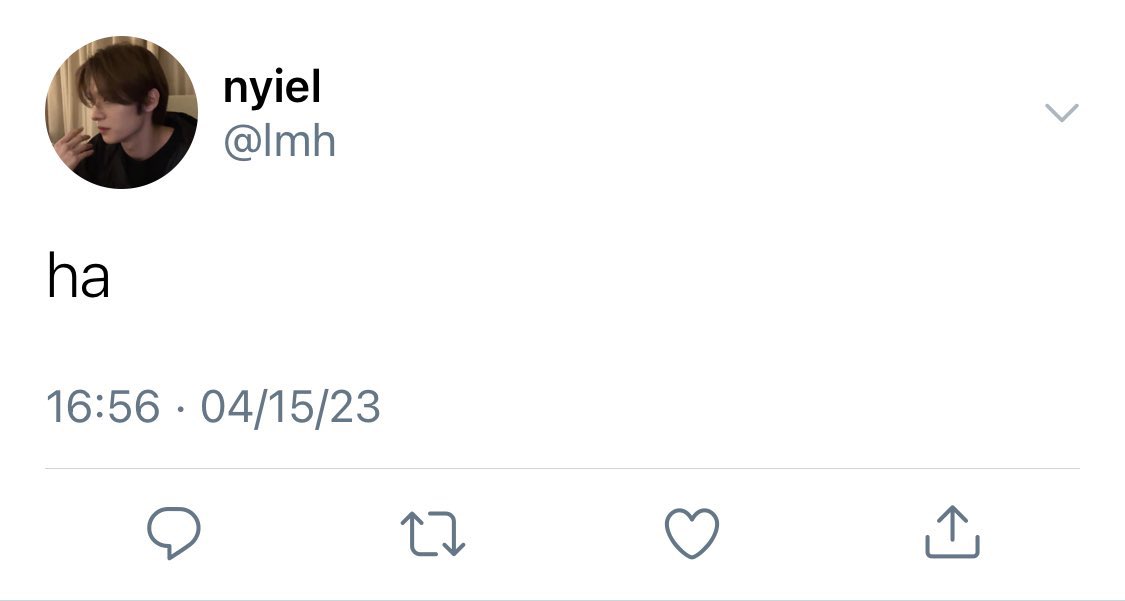 922fics's tweet photo. capture me breathless,
2min mini au 

two confessions begin at the exact same moment, but both completely different. aka where nyiel (lmh) confesses that he broke hyde's (ksm) camera while hyde confesses that he likes nyiel. https://t.co/dtdaipcRoe
