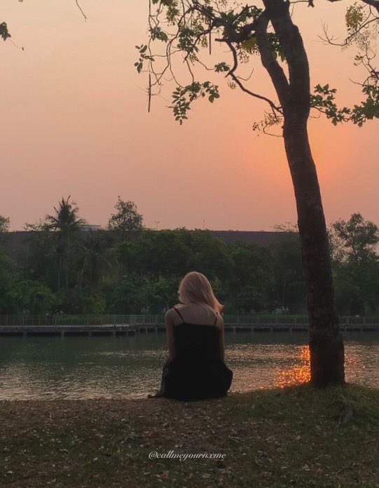 callmeyournxme's tweet photo. 𝘩𝘰𝘭𝘪𝘥𝘢𝘺 𝘪𝘯 𝘢𝘱𝘳𝘪𝘭,( 🍂🌼🍃✨ ) https://t.co/U1x5qLRn2i