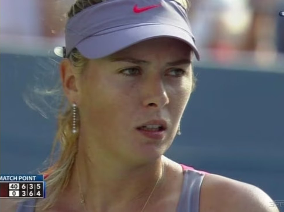SiemBlueboom's tweet photo. Indeed 😶 Both pretty, sponsored by Nike, playing with a ponytail and occasionaly wearing long earrings

That's where the comparison ends... https://t.co/mk9fKmqcRY