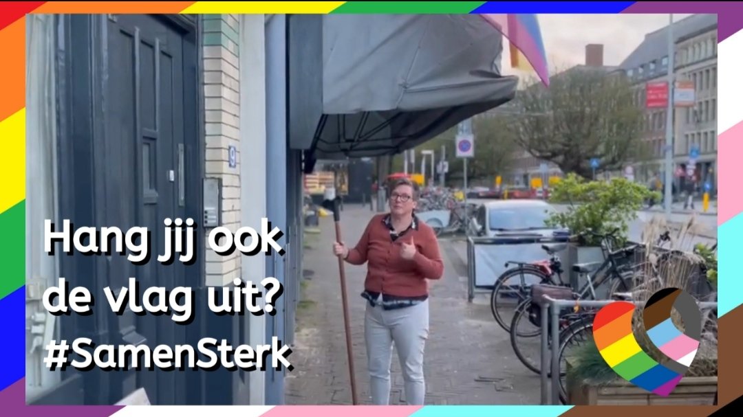Afgelopen weekend kreeg de LHBTI+ gemeenschap te maken met haat en geweld. 

Samen met andere COC’s roept COC Haaglanden iedereen op om vandaag de regenboog vlag te hijsen. 

✊ Maak een vuist en doe mee! 

📷 Deel met #SamenSterk 
👉Meer info: coc.nl/hang-zaterdag-…