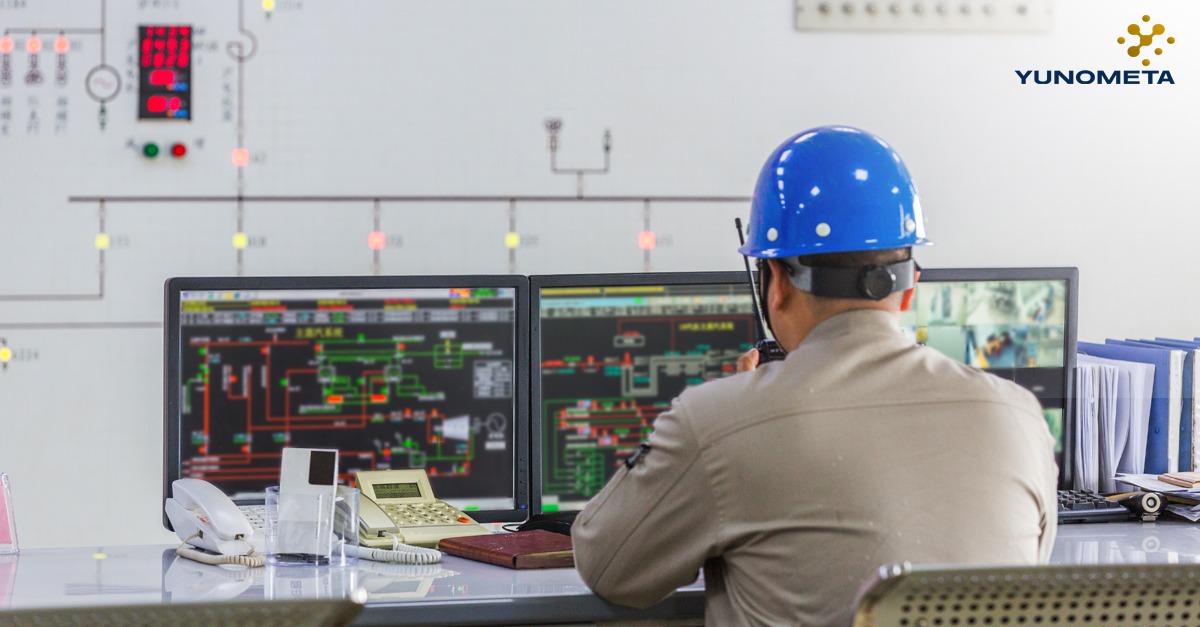 IoT sensors are changing the landscape of supply chain management by providing real-time visibility, data-driven insights, and improved operational efficiency. How have IoT sensors improved your supply chain? Share your experiences #SupplyChainManagement #DigitalTwin #DataDriven