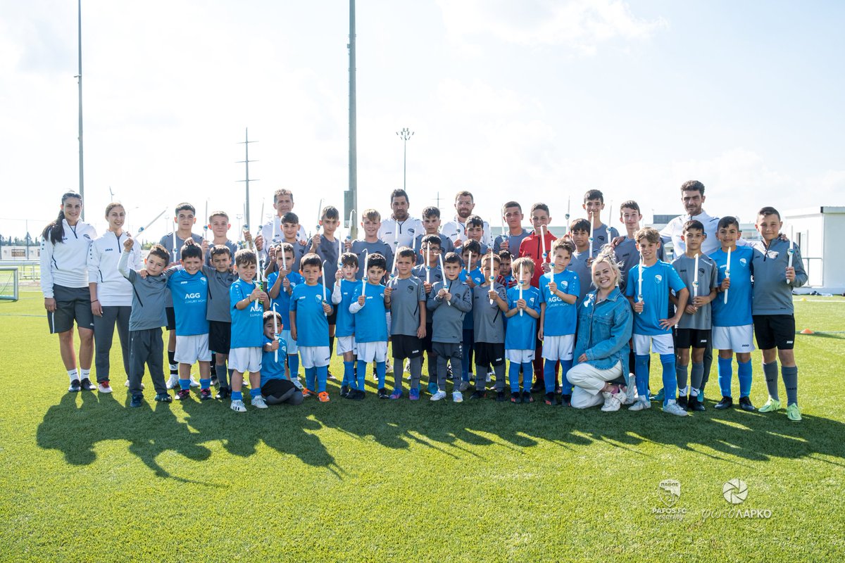 pafosfcofficial's tweet photo. Community Actions
..our Club, our Community!
⚽We visited our Academily and handed out to our young football players PAFOS FC Easter candles!
Happy Easter to everyone‼️
Pafos is Blue and White and More 💙
#pafosfc #wearepafos #be_our_heartbeat #CommunityActions #Easter https://t.co/DxlA1XMs0Q