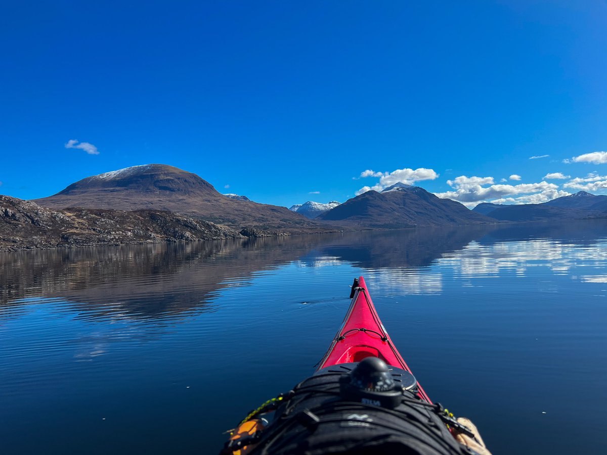 This is me right now. 10.38am. I’m sitting in my kayak simply absorbing it all.