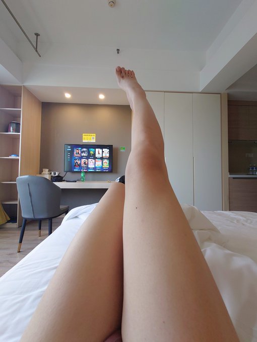 腿子 和肉棒qwq #伪娘 #女装子 #男の娘 #烧鸡 #crossdresser #成都伪娘 https://t.co/gCfJm0wiuS<a href="/tag/%E4%BC%AA%E5%A8%98"class="tags">#伪娘</a><a href="/tag/%E5%A5%B3%E8%A3%85%E5%AD%90"class="tags">#女装子</a><a href="/tag/%E7%94%B7%E3%81%AE%E5%A8%98"class="tags">#男の娘</a><a href="/tag/%E7%83%A7%E9%B8%A1"class="tags">#烧鸡</a><a href="/tag/crossdresser"class="tags">#crossdresser</a><a href="/tag/%E6%88%90%E9%83%BD%E4%BC%AA%E5%A8%98"class="tags">#成都伪娘</a>