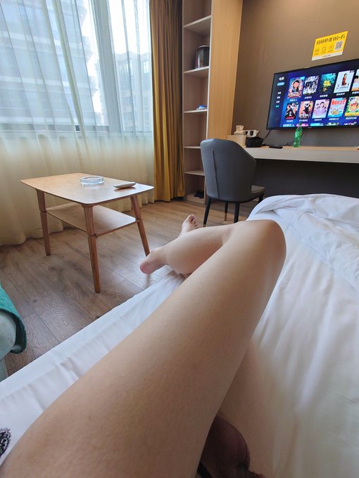 🥵 https://t.co/6y2bHI3SWn<a href="/tag/sissy"class="tags"><span>#sissy</span></a><a href="/tag/crossdress"class="tags"><span>#crossdress</span></a><a href="/tag/%E7%94%B7%E3%81%AE%E5%A8%98"class="tags"><span>#男の娘</span></a><a href="/tag/%E4%BC%AA%E5%A8%98"class="tags"><span>#伪娘</span></a><a href="/tag/%E5%A5%B3%E8%A3%85%E5%AD%90"class="tags"><span>#女装子</span></a><a href="/tag/%E6%88%90%E9%83%BD%E4%BC%AA%E5%A8%98"class="tags"><span>#成都伪娘</span></a>