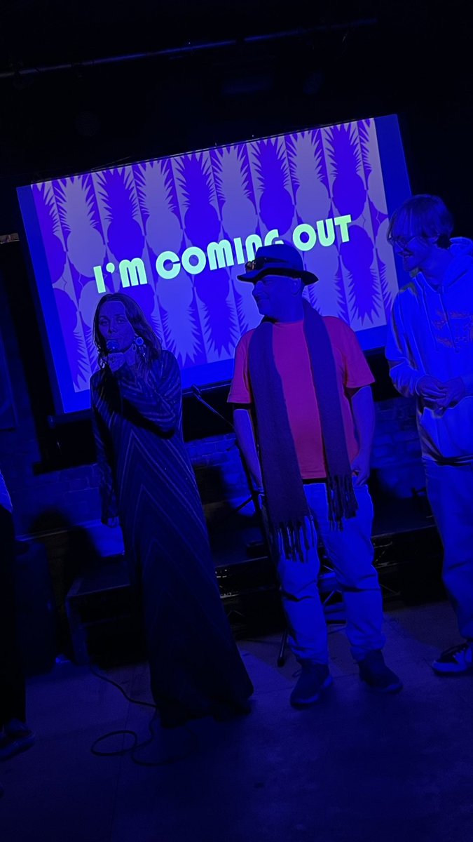 ST3AMCo's tweet photo. IβM COMING OUTβ¦
AS A CREATIVE
What better way to launch #WorldArtDayπ¨ and #WorldCreativityWeek23π
Than at a pub quiz with a twist or two with our friends @SillyBureau
SAY IT LOUD. SAY IT PROUD
#IAmCreativeβ and THIS πis #OurCreativity23π¨βπ©βπ§βπ¦
@AntonioGuterres @UN #WCIW #WCID @WorldCreativityπ