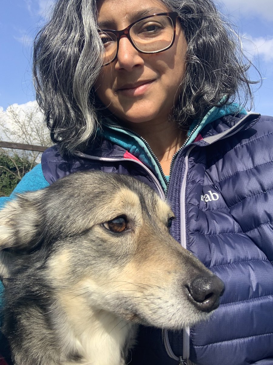 Saturday selfies and floofs in da sunshine. Haff pawsum weekend pals 💕🐾🐕🐾💕