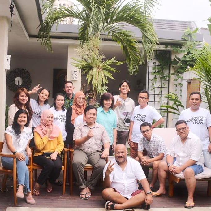Fitrian Ardiansyah (@ecofitrian) on Twitter photo Forming alignment & scaling up #partnerships are key among #stakeholders in #sustainableagriculture and #forestry #supplychains. Glad to be part of these 4 multi-stakeholder & commodity platforms teaming up <a href="/tfa_Global/">Tropical Forest Alliance at World Economic Forum</a> in Southeast Asia, <a href="/PISAgro/">PISAgro</a>, <a href="/CSPINDO/">COCOA SUSTAINABILITY PARTNERSHIP</a> & <a href="/FilantropiINA/">Perhimpunan Filantropi Indonesia #FilantropiHub</a> Forming alignment & scaling up #partnerships are key among #stakeholders in #sustainableagriculture and #forestry #supplychains. Glad to be part of these 4 multi-stakeholder & commodity platforms teaming up <a href="/tfa_Global/">Tropical Forest Alliance at World Economic Forum</a> in Southeast Asia, <a href="/PISAgro/">PISAgro</a>, <a href="/CSPINDO/">COCOA SUSTAINABILITY PARTNERSHIP</a> & <a href="/FilantropiINA/">Perhimpunan Filantropi Indonesia #FilantropiHub</a>