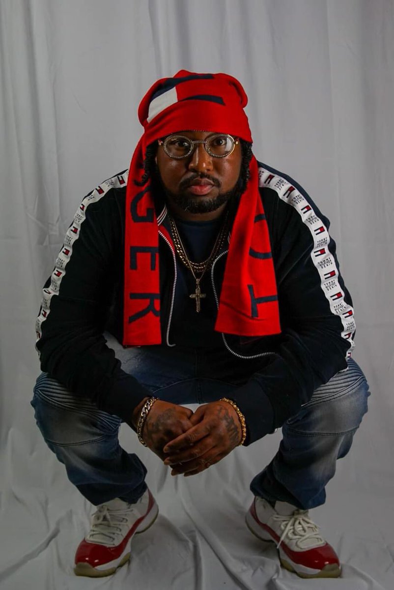 kwondavinci03's tweet photo. Photo Shoot with @mr_coolspot 💪🏾💯 @TommyHilfiger #DaCode #2K23 https://t.co/AkVWDRtKia