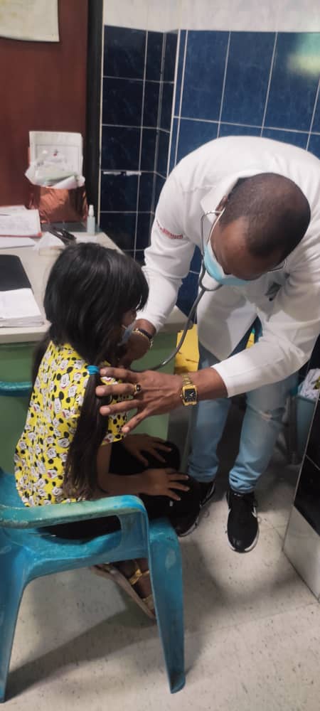 cubacooperaven's tweet photo. Cada colaborador desde su puesto de trabajo da lo mejor de sí para salvaguardar la salud del pueblo venezolano.🌻 #20AniversarioBarrioAdentro #CubaPorLaVida #CubaCoopera @cubacooperaven @MINSAPCuba @japortalmiranda @georgeltu1987
@dorian_ferrer https://t.co/M1HGZ2Zz6Q