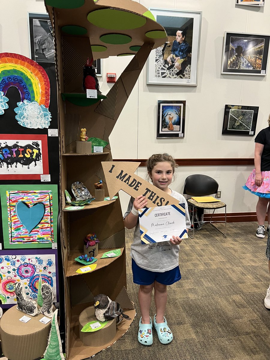 alyssa_tice's tweet photo. Come see us at the Kelly Leadership Center today and celebrate artists from @KyleRWilsonES ! #pwcsnews #wilsonsealions @PwcsArts https://t.co/Nw3vf5p0Wr