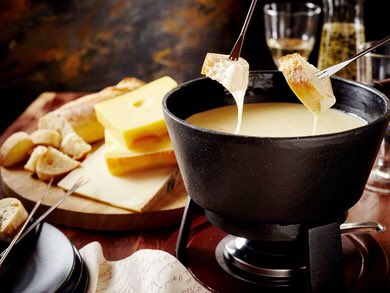 Uzukuba's tweet photo. Using only food, where did you grow up?

#SaveWarriorNun #WarriorNun 

Hahaha full cheese 🧀 😂 https://t.co/br39CDDuTu