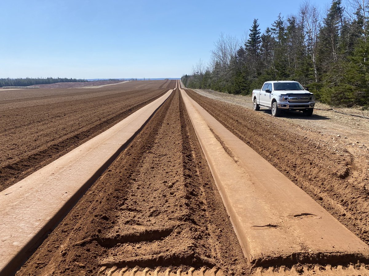GDEPrecisionAg's tweet photo. #plant23 is happening in #novascotia! @GDEquipment #precisionag #summercantcomefastenough https://t.co/Pys3HJqF9R
