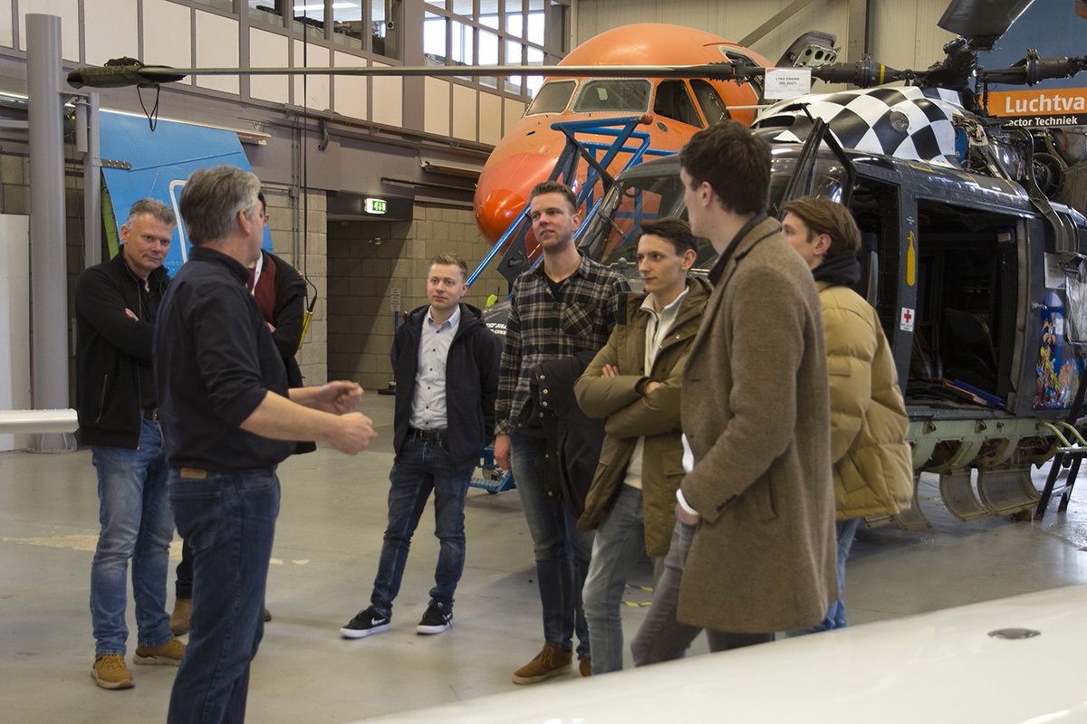 Op 14 april waren onze studenten van @HvaTechniek ook welkom voor een boeiende excursie bij ROC <a href="/VISTAcollege_/">hetvistacollege</a> onder de rook van <a href="/MST_airport/">Maastricht Aachen Airport</a>