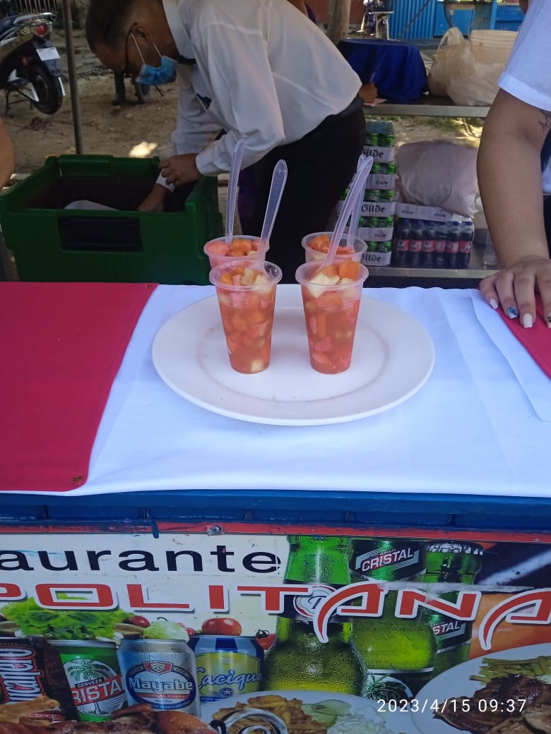 ComercioHE's tweet photo. Feria en Guanabo https://t.co/RYGG7qoFBE