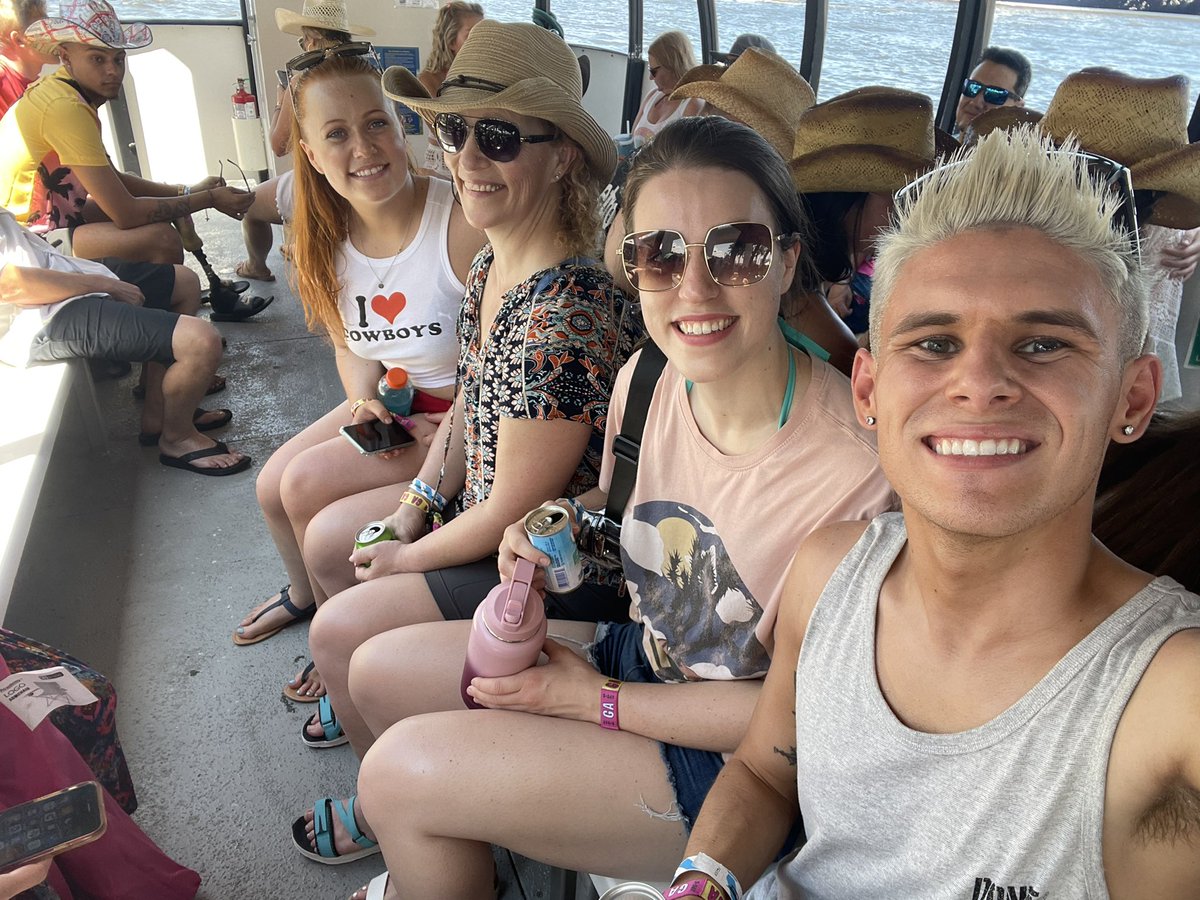 kylerk1998's tweet photo. @festivaltortuga Coming from seattle https://t.co/ls0RvO3aqd