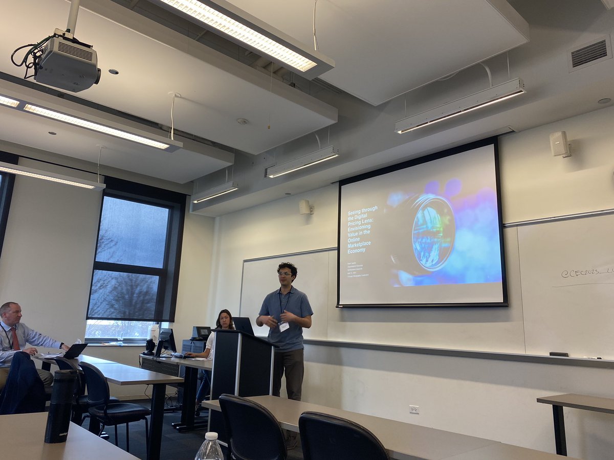 facundosuenzo's tweet photo. The @CEC2023_LUC started with this wonderful panel on the embodiment of gender, sexuality and capital, with presentations by Kajal Patel, Ryan Fajardo and Alexa Berkowitz. https://t.co/EHQUFFmVQe