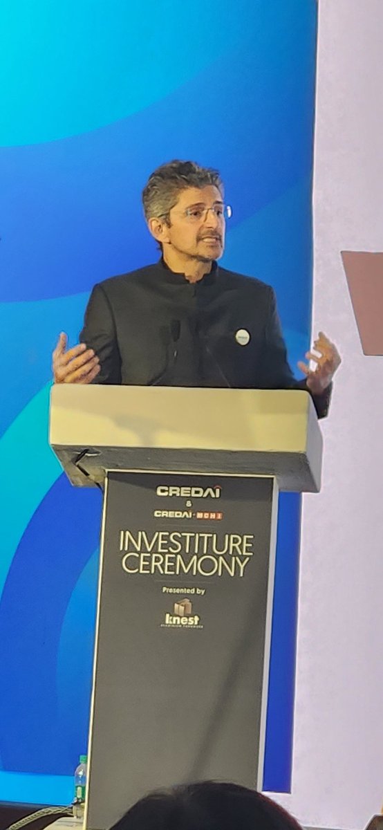 Our newly elected President's ambitious tone in his investiture ceremony speech has set the stage for a new era of G.R.O.W.T.H. 

#CREDAI #realestatemarket #Growth #investiturecermony #newleadership