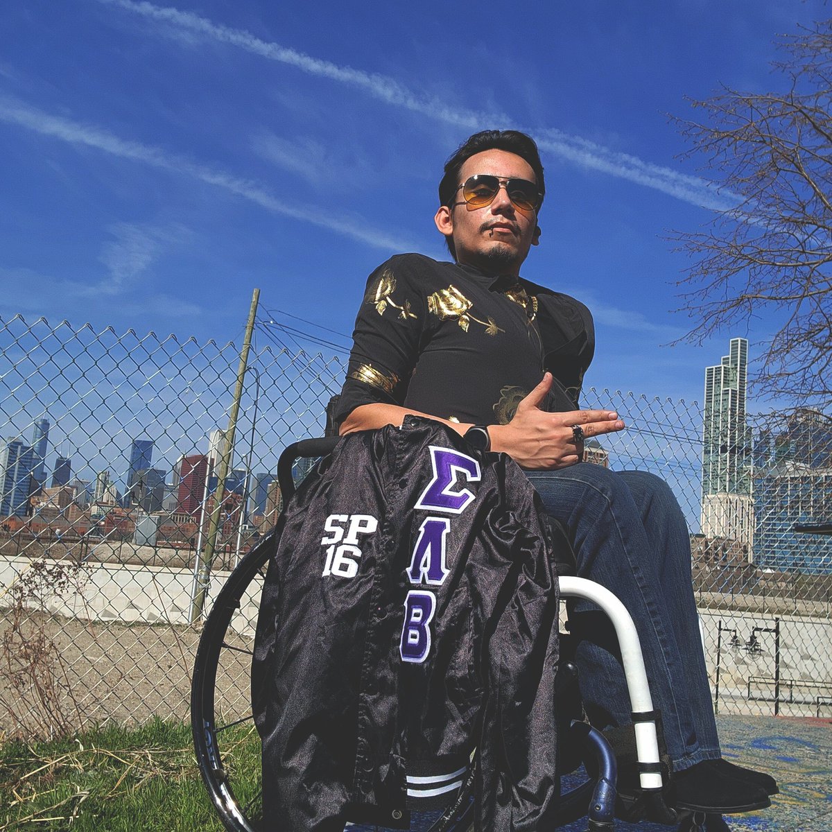 Cimiento3's tweet image. 7 years ago I started my life-long commitment to this brotherhood. Being a brother of Sigma Lambda Beta has taught me many lesson along my path as a brother, but overall has taught me to be a better man for those around me 🙏🏼😈💜
#WhySLB #Betaversary #Spring2016