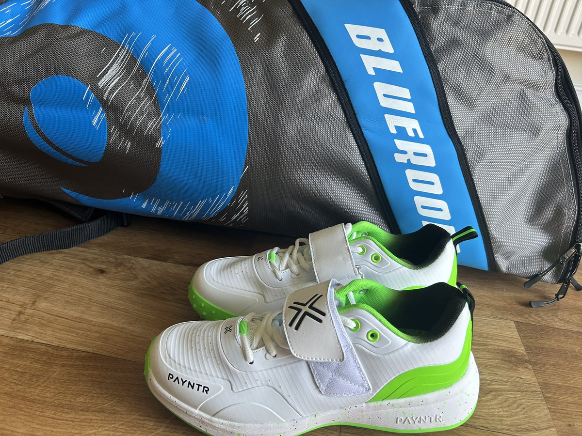 Ellie Rowley tweet media