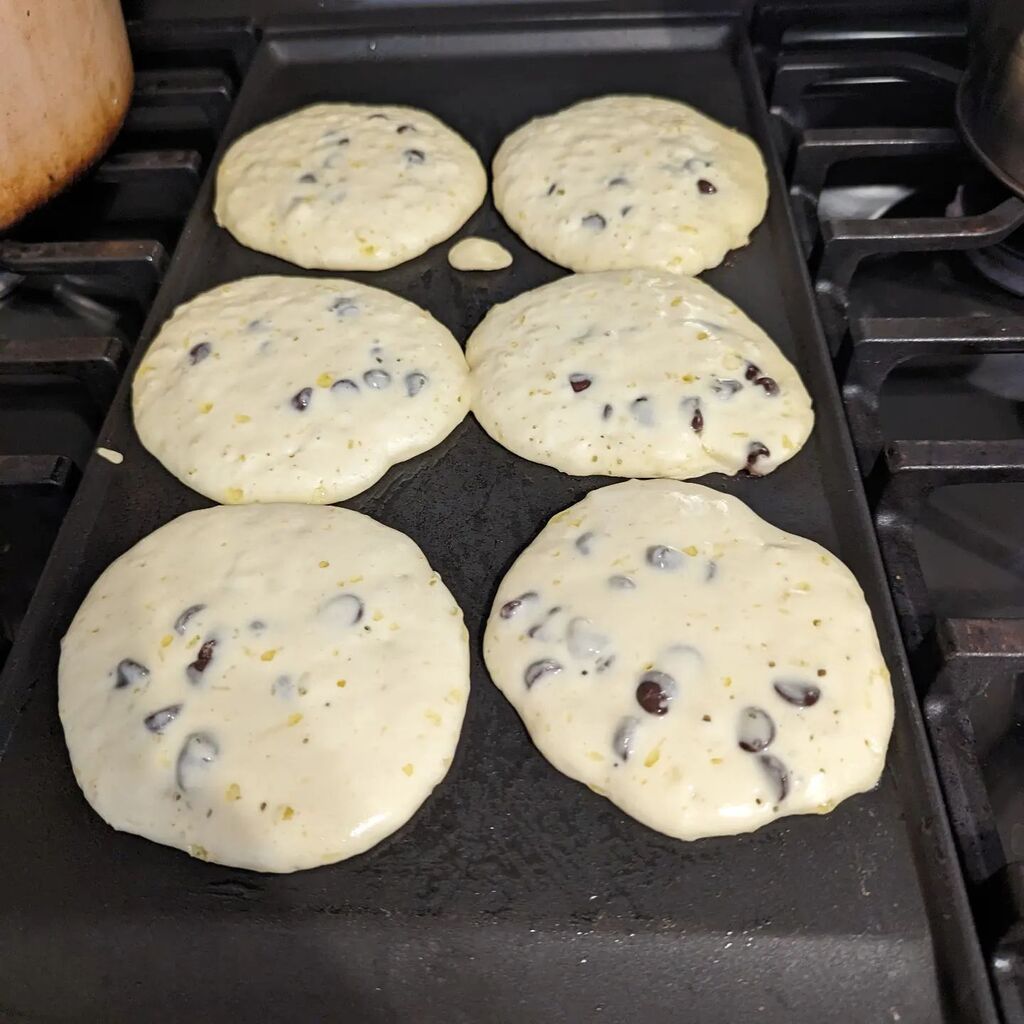 wwstrevolution's tweet photo. My kids made the batter for choc chip pancakes from scratch. 

Married parentage is the best way to live.

 Your spouse expose you to things you never thought of, and children aak for things you probably wouldn't do for yourself. https://t.co/VqIpNhajPH https://t.co/1VCkOFFKjl