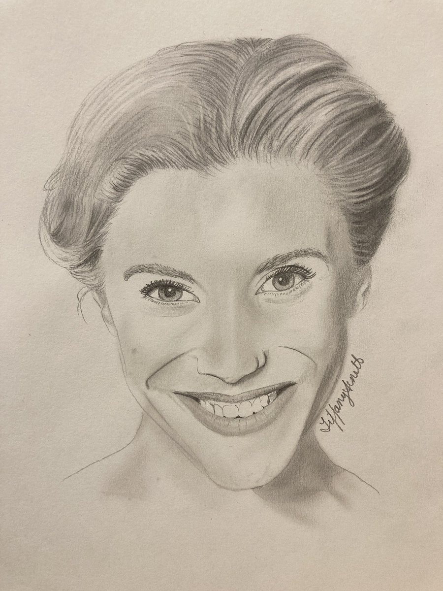 Tiffany_Arnett's tweet photo. I went through a phase where I couldn’t pick up my pencil. Then I watched #Themandalorian and found @kateesackhoff. Thank you Katee for helping me find my muse during a difficult time ❤️ #BoKatan #BoKatanKryze #Starwars #ImAnArteest #KateeSackoff #drawing #artist https://t.co/qdm5Mc1JMp