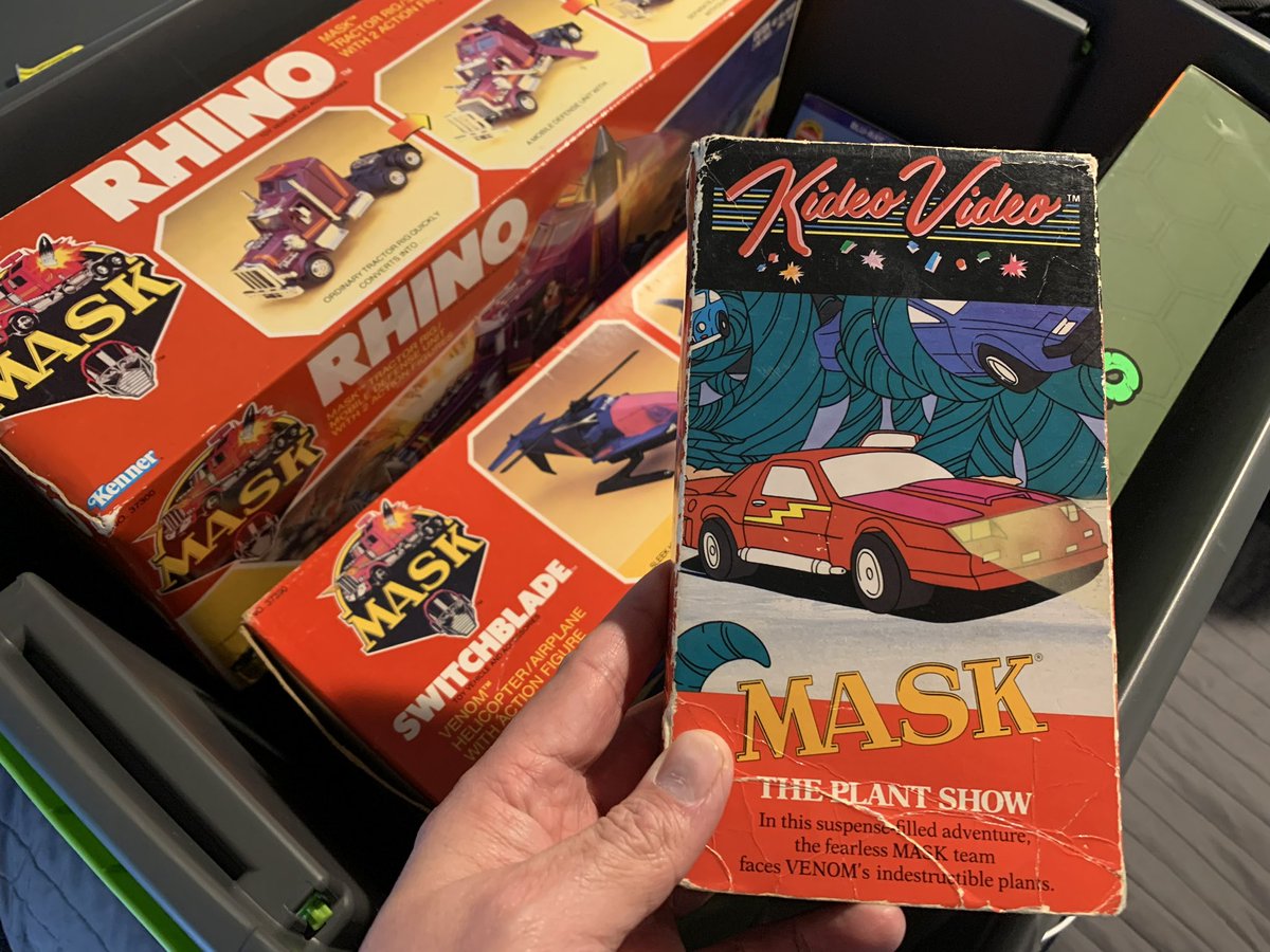 RETROTOYING's tweet photo. Now that I started actively collecting boxed M.A.S.K. πΈ Need to pace myself π€ #retronostalgicnerd #showoffyourgems #shade45 #siriusxm #toycollector #toys #toyphotography #toycollection #toystagram #actionfigures #toycommunity #retro #80s #maskkenner #masktoys #maskkennertoys https://t.co/9ZK81Z5ZsI
