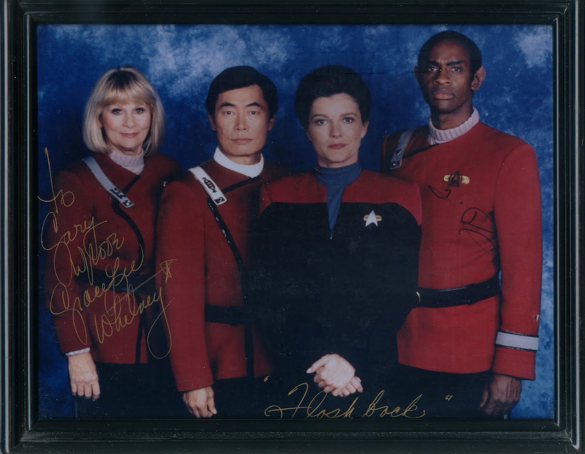 GBrown0816's tweet photo. Getting 2 Know Gary "Uncle G" Brown
I Collect Autographs
Star Trek: Voyager
1.) Tim Russ (also signed by Grace Lee Whitney)
2.) Robert Picardo
3.) Garrett Wang
4.) Richard Sternbach
#StarTrekVoyager #StarTrekPicard #CollectingAutographs https://t.co/1UJEFOsxwW