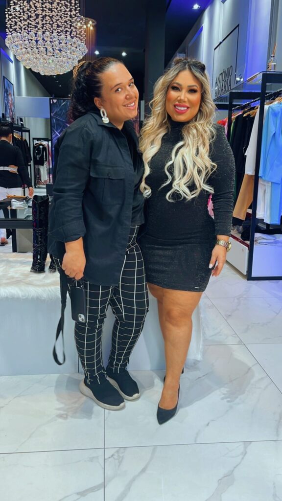 dadamitinguel's tweet photo. A rainha dos penteados @camilalifebeauty foi quem fez meu cabelo para o evento de ontem. 
.
@camilalifebeauty é uma profissional incrível, além de um ser humano iluminado. Sou muitooo fã do trabalho da @camilalifebeauty e sempre faço todos os meus pentea… https://t.co/nLZ9Jv4Rb7 https://t.co/X4gzEiDYFS