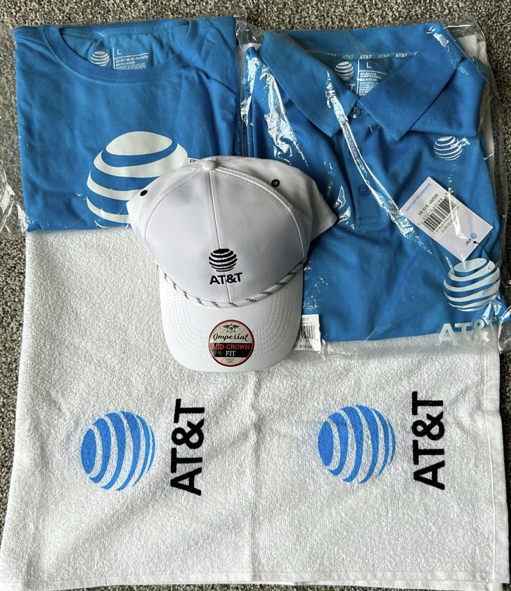 Thanks @ATT and @ATTHelp for the merch 🫶🏼. I will be doing a video on connected learning and the fundamental problem of having access to and adoption of tech. #attinfluencer