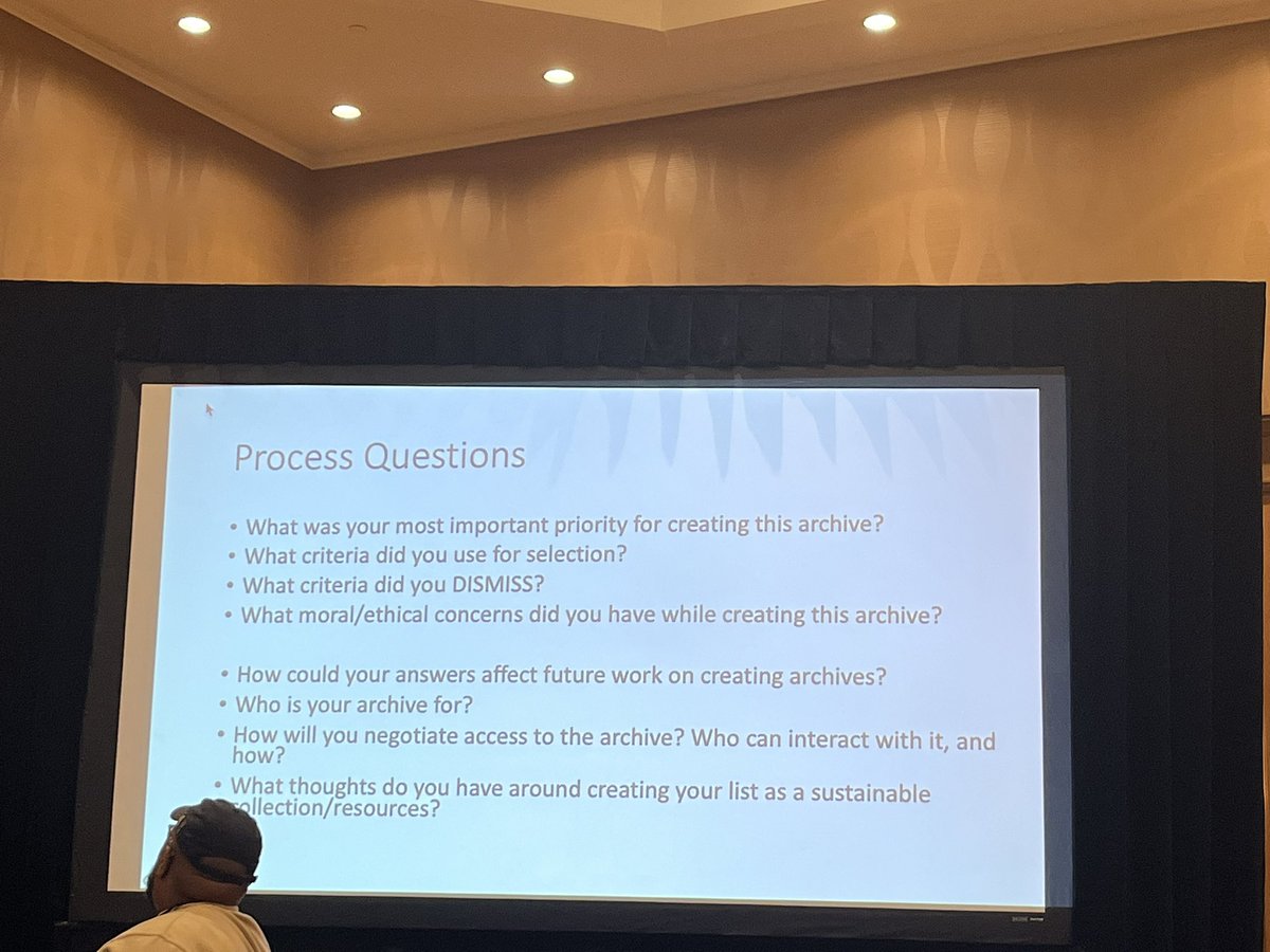 brandybeephd's tweet image. Still thinking about the fabulous workshop on preserving black digital culture yesterday with folks like @meredithdclark @DocDre and @Kaerf1 ! Let’s do this! 💃🏾#scms2023recipes #SCMS2023