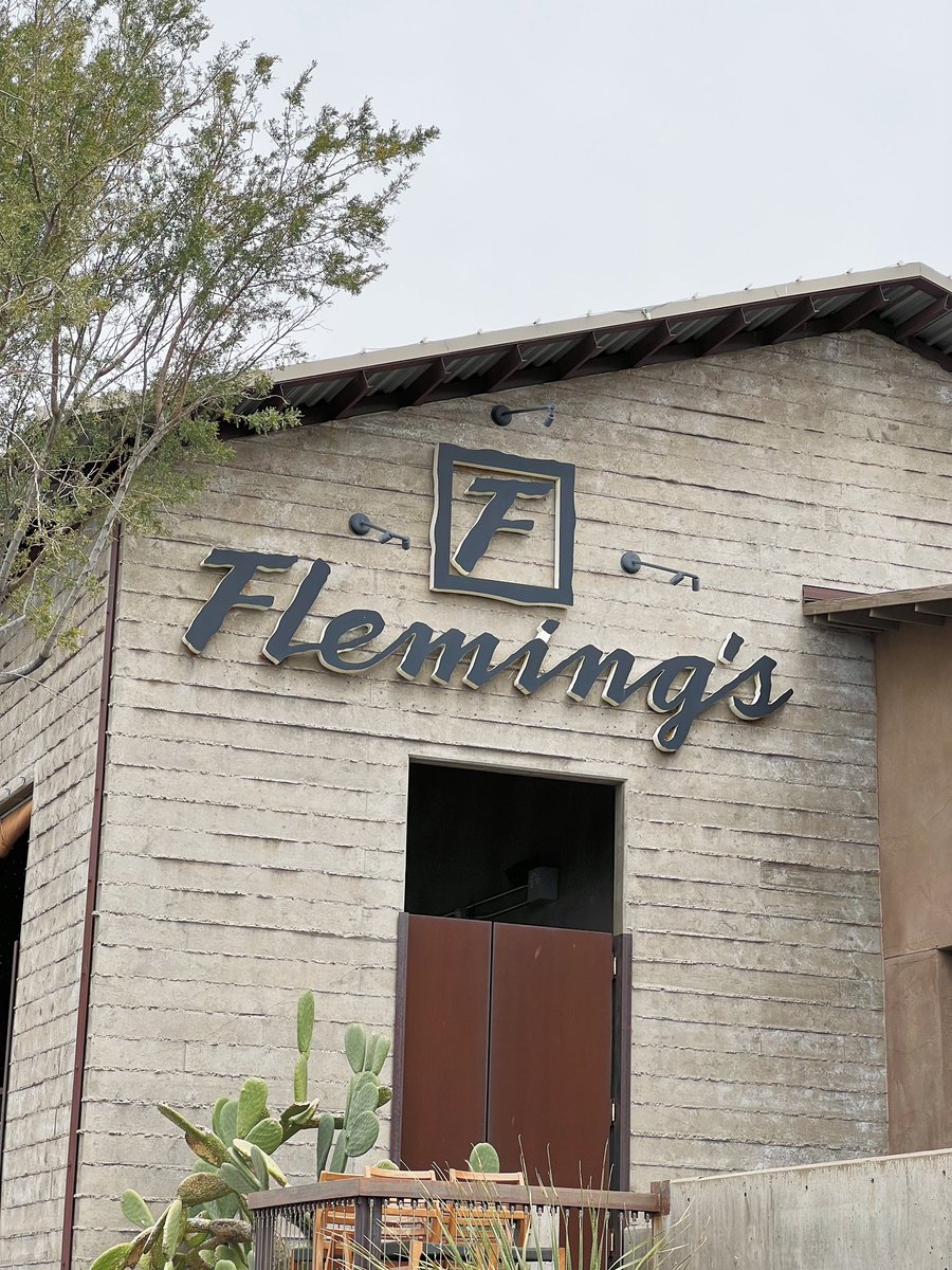 scottsdalezona's tweet photo. Fleming’s Prime Steakhouse at Market Street. Follow ➡️ @DCRanchLife @Flemings
#flemings #flemingssteakhouse #dcranch #scottsdale #northscottsdale https://t.co/0x9I96F45s