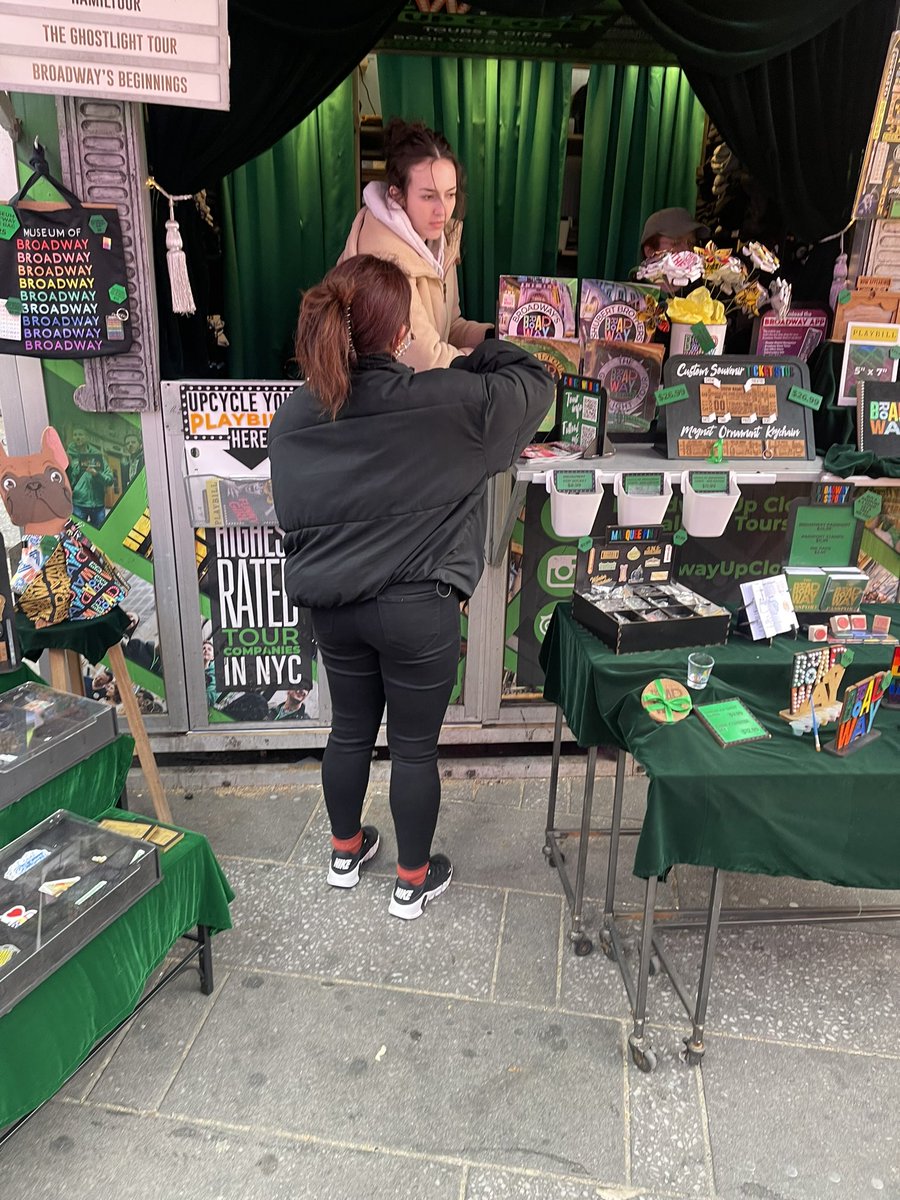 Kevaughn Barnes (@bkevaughn) on Twitter photo “The hustle brings the dollar. The experience brings the knowledge. The persistence brings success” Outside Outside Outside !! 🌎🚀 Team bringing the Hustle <a href="/Niicky4750/">Nicky Nieves</a> <a href="/JenAndujarNYC/">Jennifer Andujar</a> <a href="/judy_cavalieri/">Judy Cavalieri</a> “The hustle brings the dollar. The experience brings the knowledge. The persistence brings success” Outside Outside Outside !! 🌎🚀 Team bringing the Hustle <a href="/Niicky4750/">Nicky Nieves</a> <a href="/JenAndujarNYC/">Jennifer Andujar</a> <a href="/judy_cavalieri/">Judy Cavalieri</a>