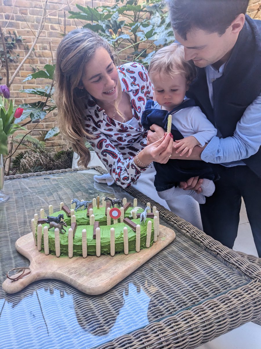 ArchieWilkinson's tweet photo. @socialstable @itvracing @ITVSocial 
Otto Taylor celebrating his 1st birthday with his grand national cake!! https://t.co/vpXjPoX2sv