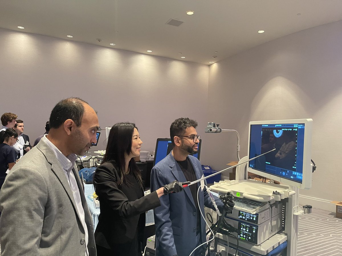 FesCourse's tweet photo. Hands on EUS PPG! Dedicated teaching! @ #FES2023 https://t.co/cknGDrqm54