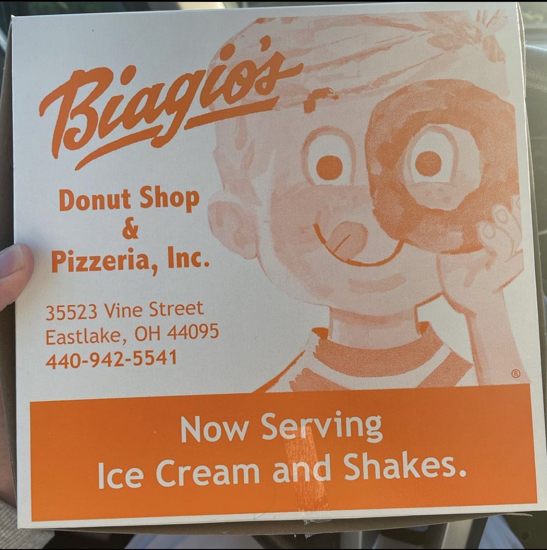 Code_Code_Code_'s tweet photo. @mrprofessorrick @jbrown2355 Here are more photos to prove how deeply rooted I am in Cleveland area. Best pizza &amp; donuts in town. West side market. And hooping at local park. #ClevelandCode https://t.co/yQQ8mhxtJT