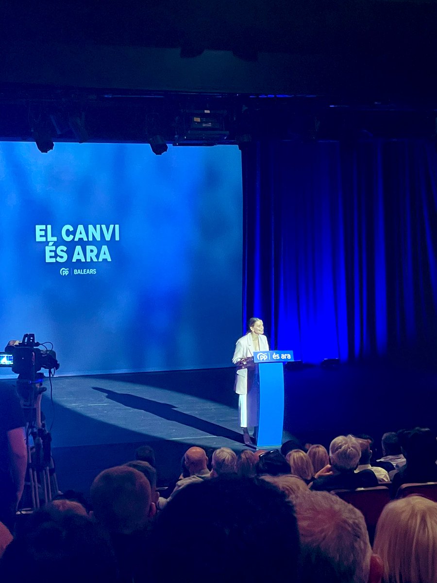 jluismateo10's tweet photo. El cambio es ahora. Presentación del programa de gobierno de @MargaProhens @ppbalears Ha llegado el momento. Por unas #IllesBalears más abiertas, de menos prohibiciones y más libertad. #ppbalears https://t.co/Ksp7Ondy0g