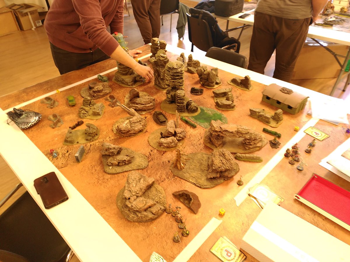 Habemus_Ludum's tweet photo. 3/4
Segunda partida empezada del super torneo de @Punkapocalyptic en #alcaladehenares en la #CasaDeLaJuventud
#punkhabemus
#punka #punkapocalyptic #ElParamo @OFMALCALA @alcaladehenares #wasteLAND #torneo #tournament #wargame #wargaming #Warmongers #badrollgames #madmax https://t.co/Vd96BEXYYg