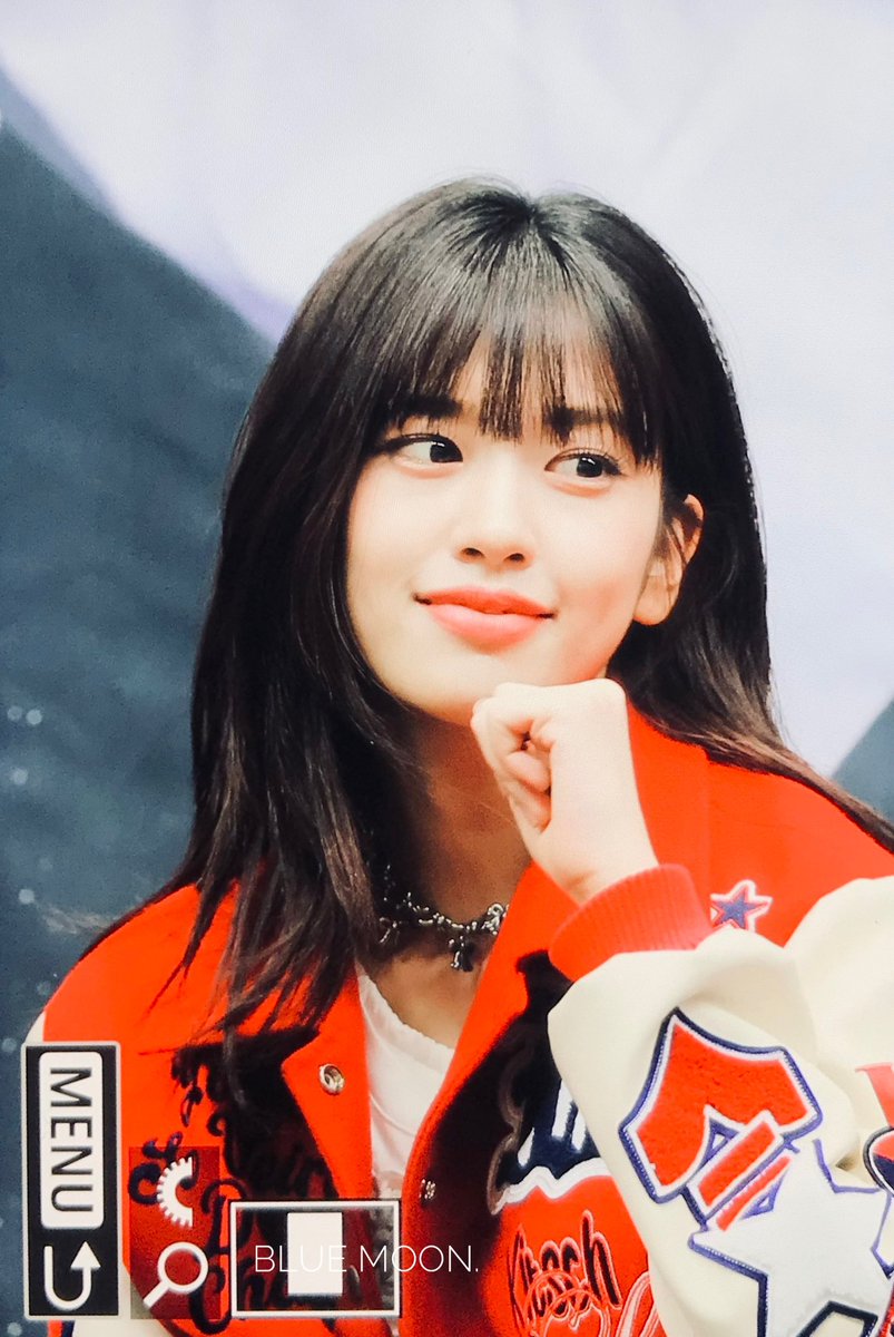 230415 

#안유진 #ANYUJIN
#아이브 #IVE 
#아이해브아이브 #IveIVE